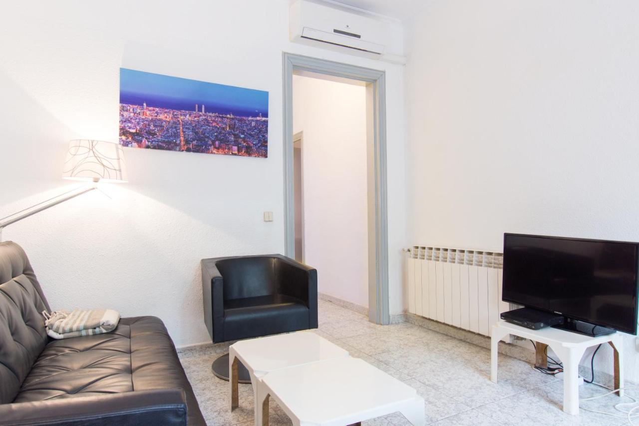 Charm Apartment Sagrada Familia Барселона Екстериор снимка